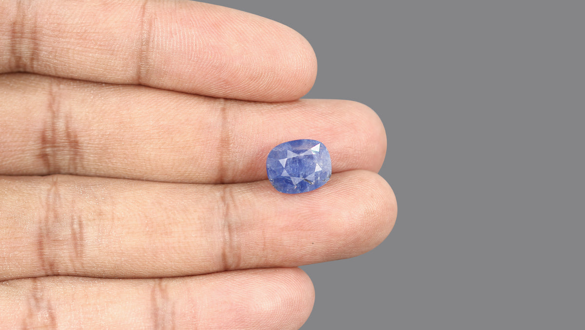Natural Blue Sapphire 5.95 Carats / 6.54 Ratti