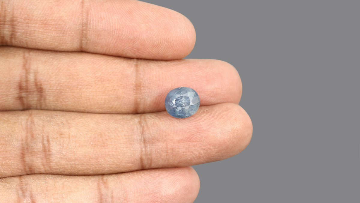 Natural Blue Sapphire 5.53 Carats / 6.08 Ratti