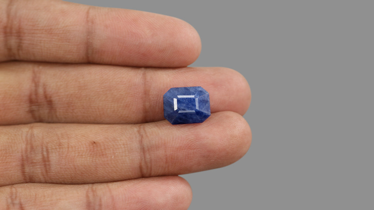 Natural Blue Sapphire 9.48 Carats / 10.42 Ratti