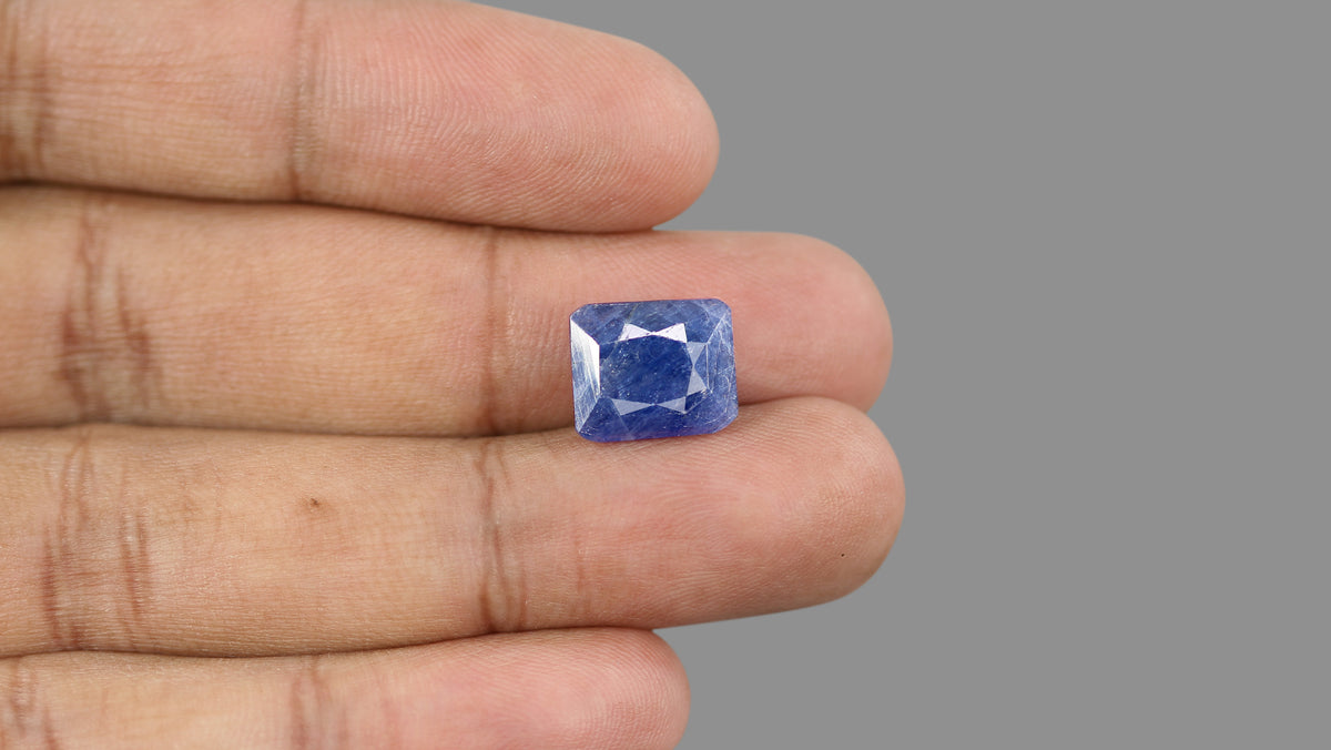 Natural Blue Sapphire 7.44 Carats / 8.18 Ratti