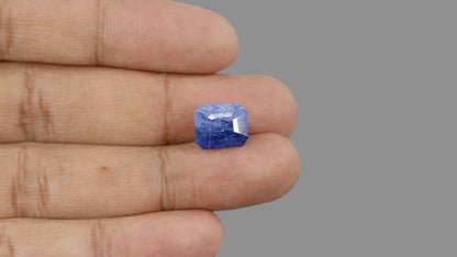 Natural Blue Sapphire 7.63 Carats / 8.38 Ratti