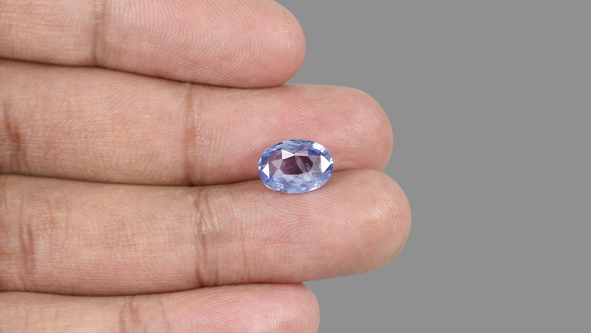 Natural Blue Sapphire 3.95 Carats / 4.34 Ratti