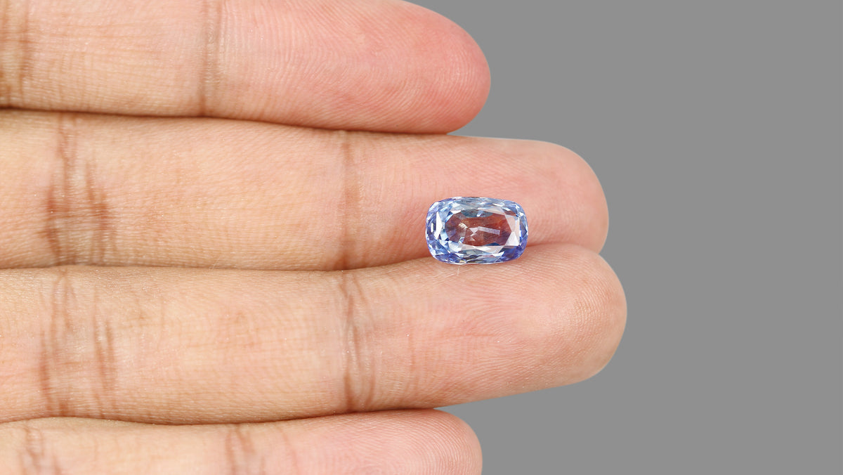 Natural Blue Sapphire 6.34 Carats / 6.97 Ratti