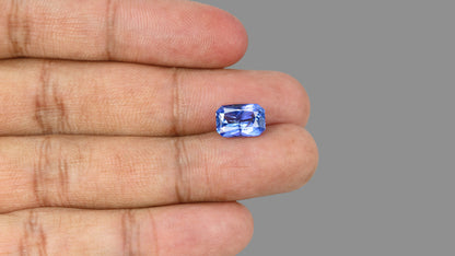 Natural Blue Sapphire 5.11 Carats / 5.62 Ratti
