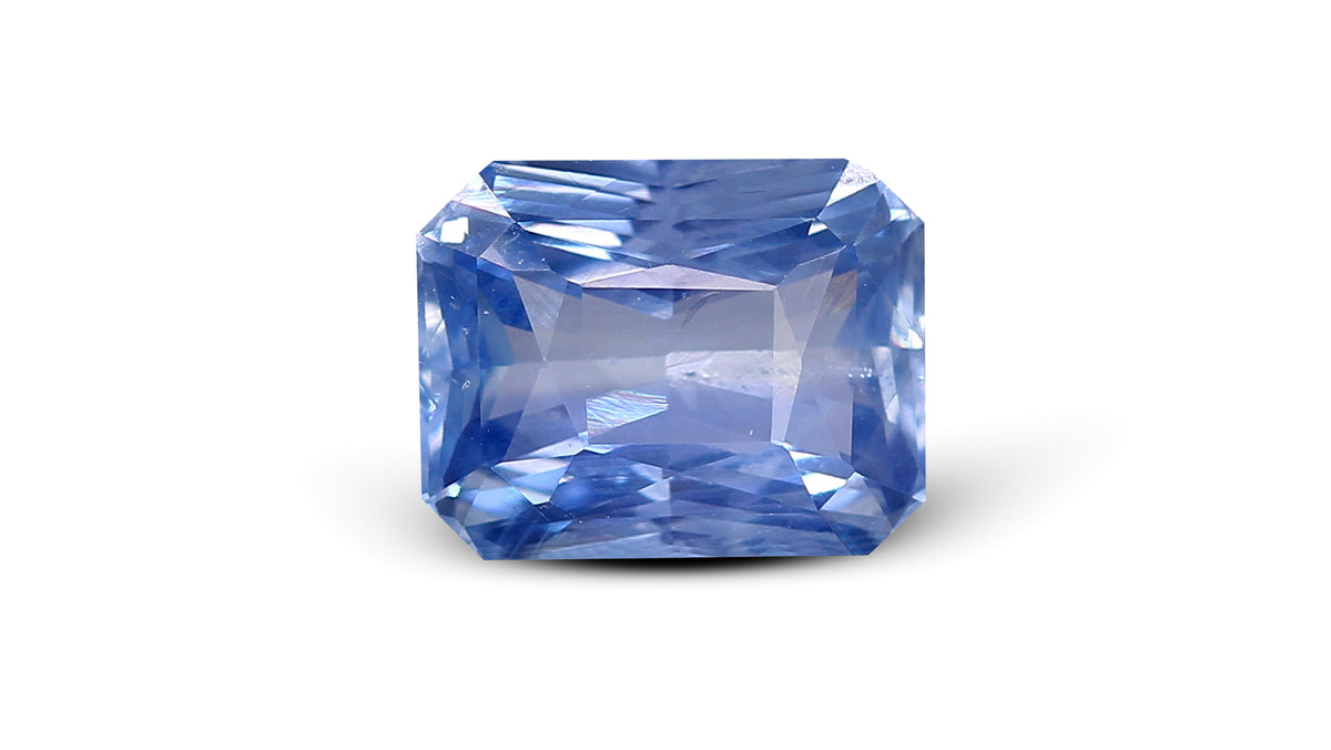 Natural Blue Sapphire 5.09 Carats / 5.59 Ratti