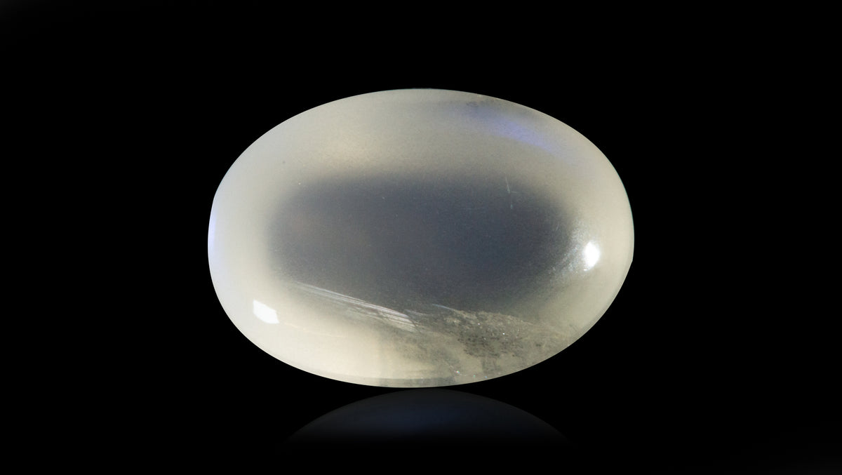 NATURAL MOONSTONE 8.65 CARATS / 9.51 Ratti