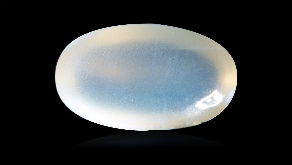 NATURAL MOONSTONE 8.90 CARATS / 9.78 Ratti