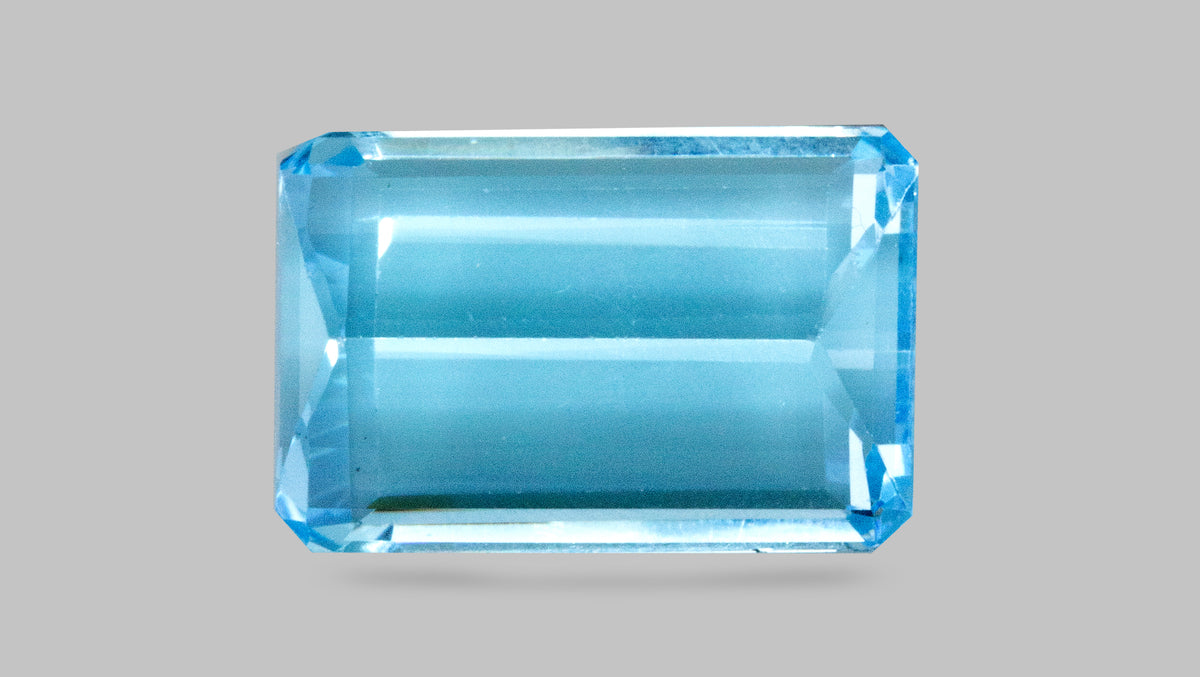 Natural Blue Topaz 23.56 Carats / 25.89 Ratti