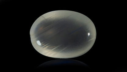 Natural Moon Stone 8.19 Carats / 9 Ratti