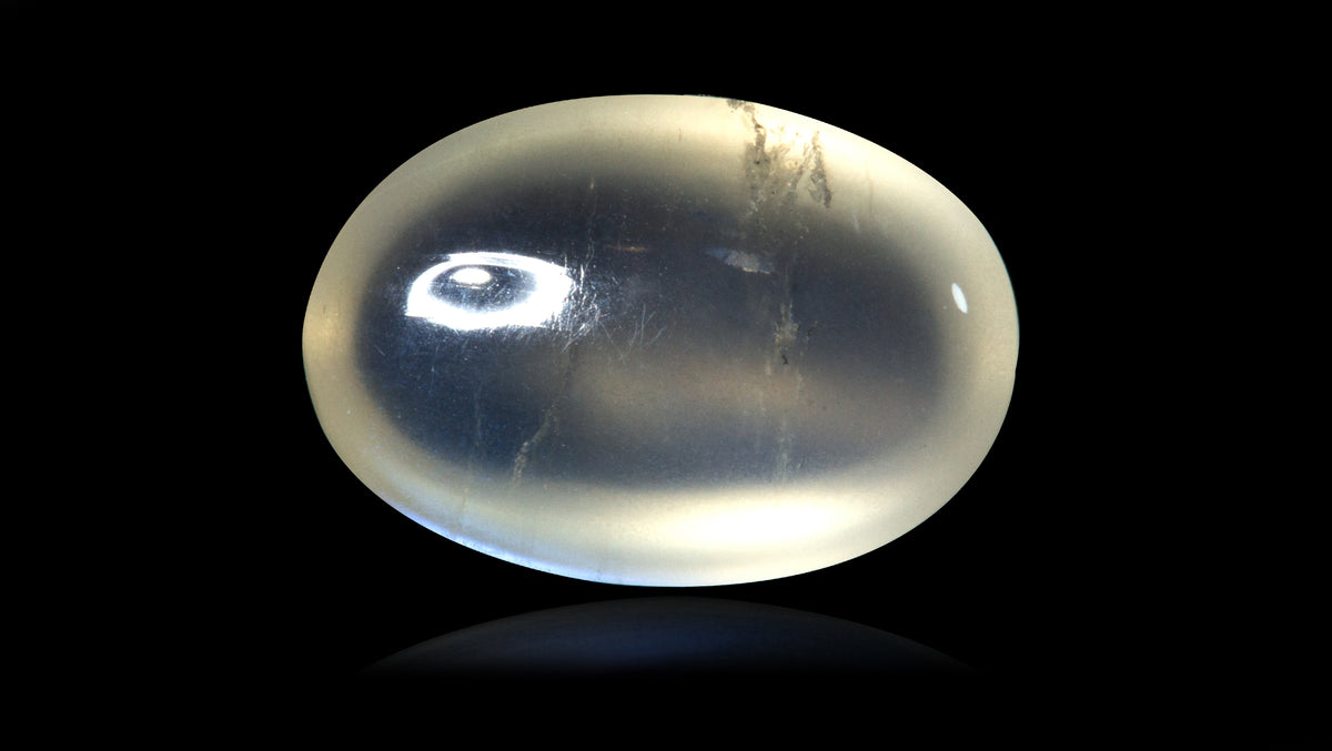 Natural Moon Stone 10.19 Carats / 11.2 Ratti