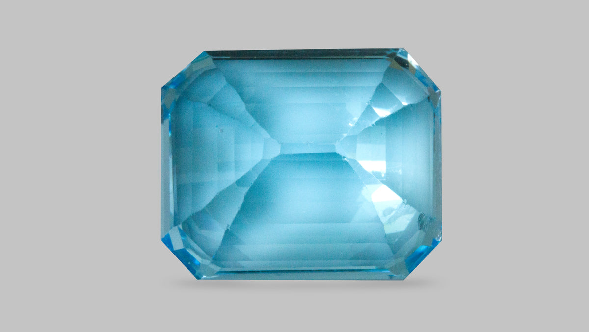 Natural Blue Topaz 18.25 Carats / 20.05 Ratti
