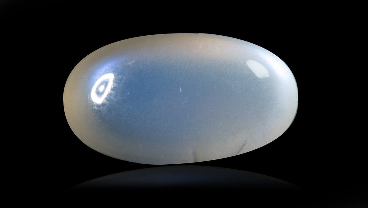 NATURAL MOONSTONE 8.07 CARATS / 8.87 Ratti