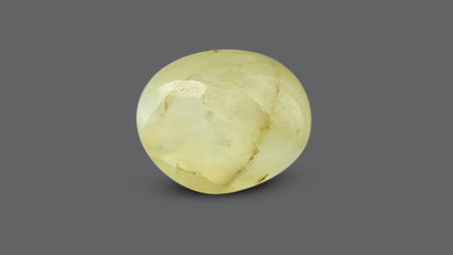 Cat's Eye (Lehsuniya) 2.94 Carats / 3.23 Ratti