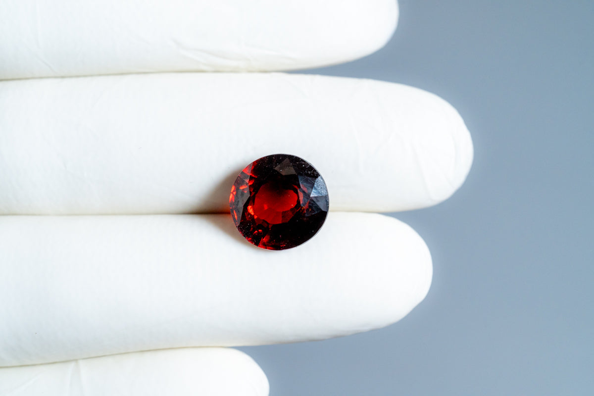Sri-Lankan Hessonite (Gomed) 9.49 Carats / 10.43 Ratti