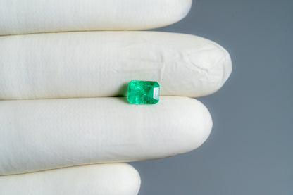 Zambian Emerald (Panna) 1.86 Carats / 2.04 Ratti