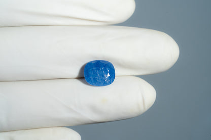 Natural Blue Sapphire 5.48 Carats / 6.02 Ratti