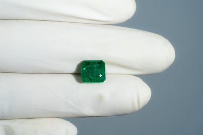 Zambian Emerald (Panna) 3.78 Carats / 4.15 Ratti