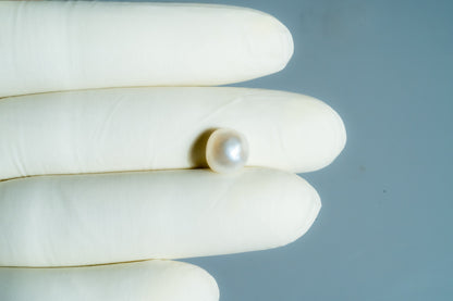 Basra Pearl 4.40 Carats / 4.84 Ratti