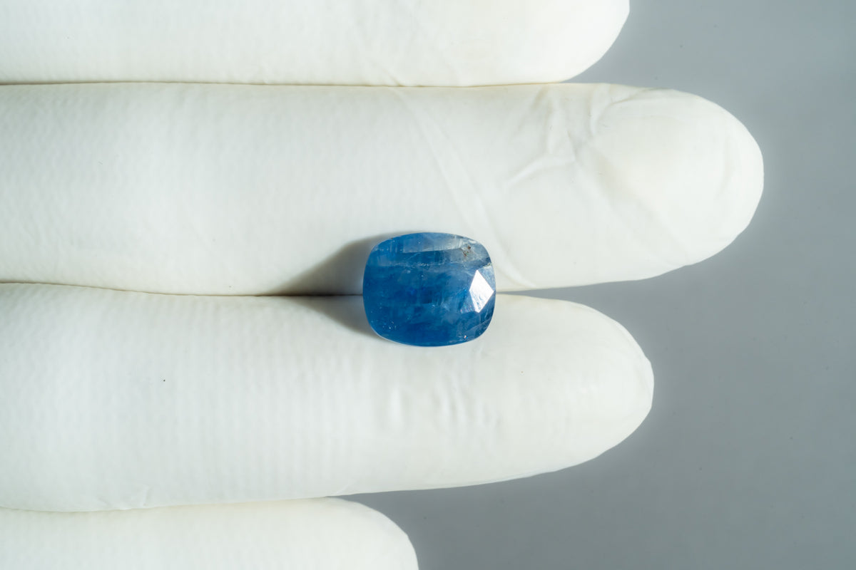 Natural Blue Sapphire 6.83 Carats / 7.51 Ratti