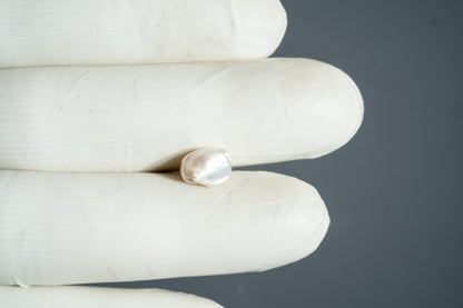 Basra Pearl 3.30 Carats / 3.63 Ratti