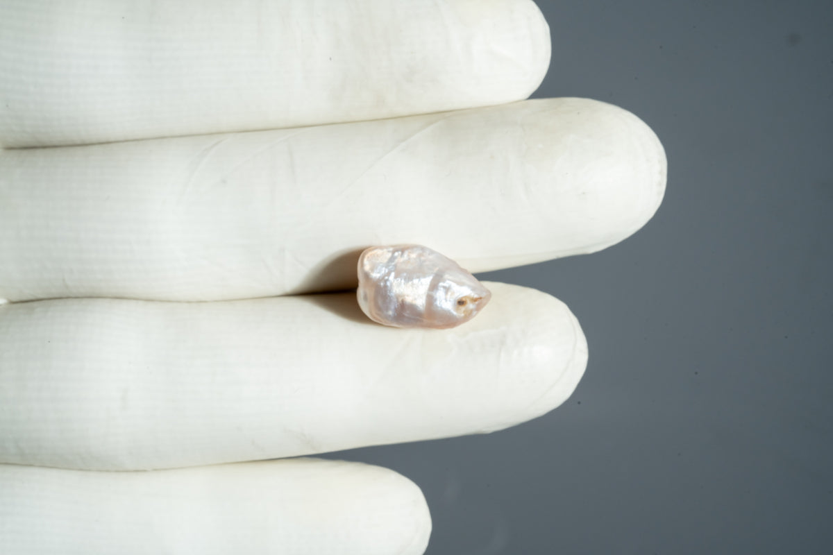 Basra Pearl 6.40 Carats / 7.03 Ratti