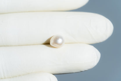 Basra Pearl 3.98 Carats / 4.37 Ratti