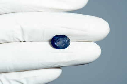 Natural Blue Sapphire 5.50 Carats / 6.04 Ratti