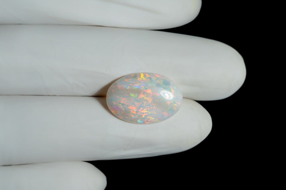 White Opal With Fire 6.53 Carats / 7.18 Ratti