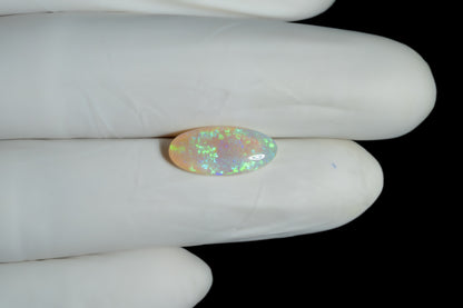 White Opal With Fire 3.41 Carats / 3.75 Ratti