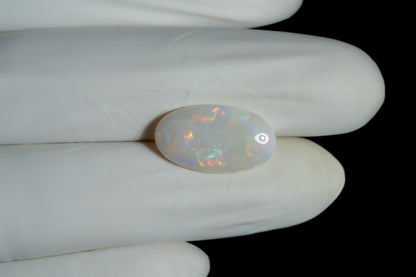 White Opal With Fire 5.44 Carats / 5.98 Ratti