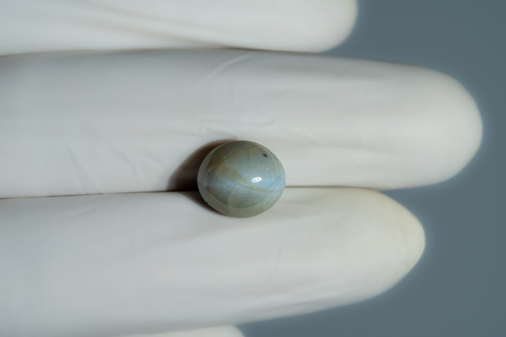 Cat's Eye (Lehsuniya) 8.38 Carats / 9.21 Ratti