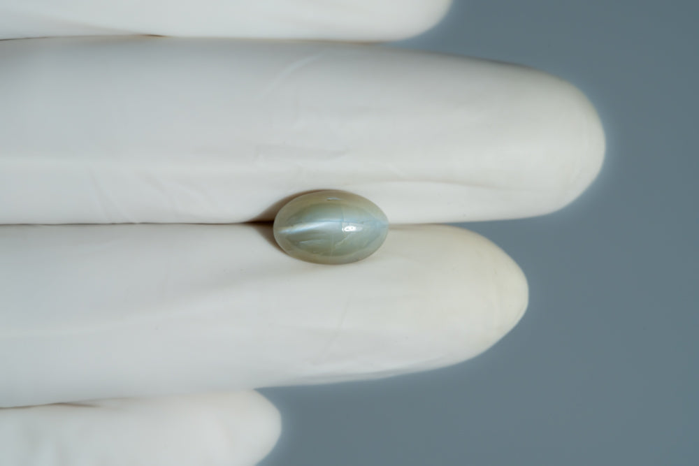Cat's Eye (Lehsuniya) 5.84 Carats / 6.42 Ratti