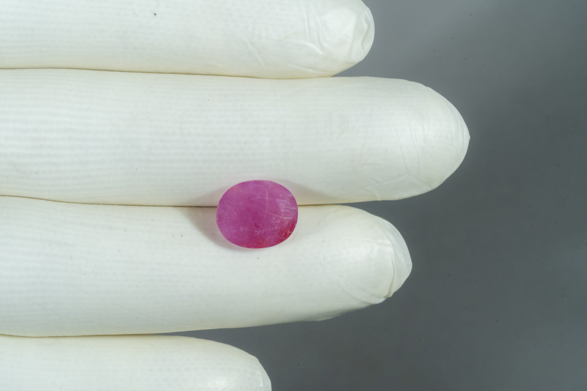African Ruby (Manik) 5.73 Carats / 6.3 Ratti