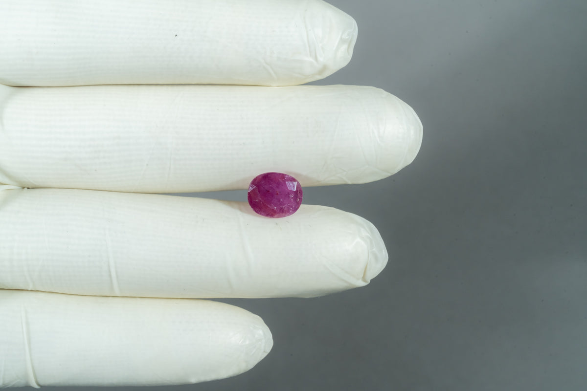African Ruby (Manik) 5.77 Carats / 6.34 Ratti