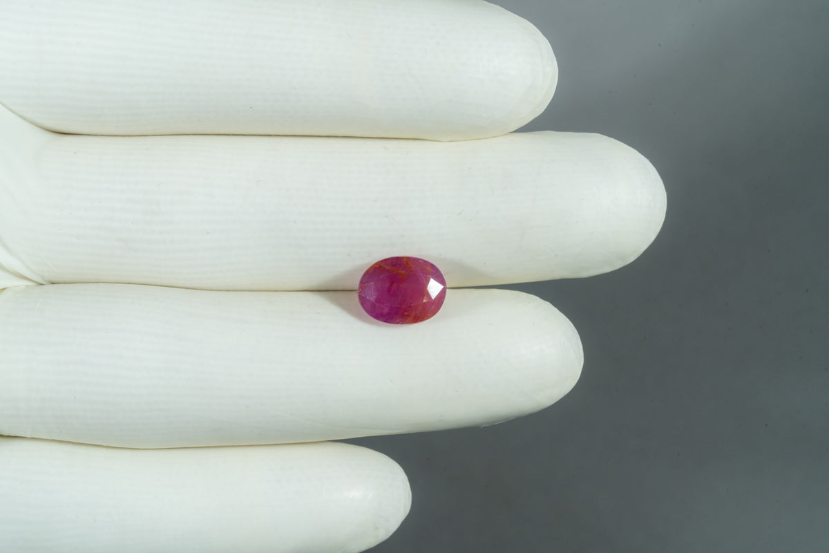 African Ruby (Manik) 4.80 Carats / 5.27 Ratti