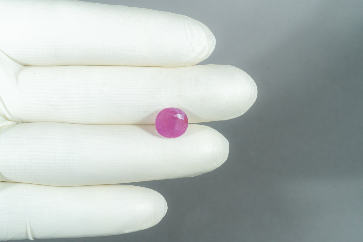 African Ruby (Manik) 4.84 Carats / 5.32 Ratti