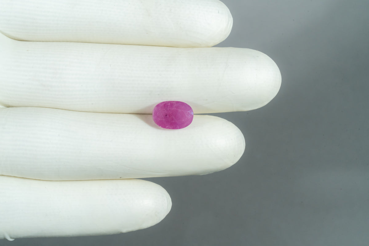 African Ruby (Manik) 4.89 Carats / 5.37 Ratti