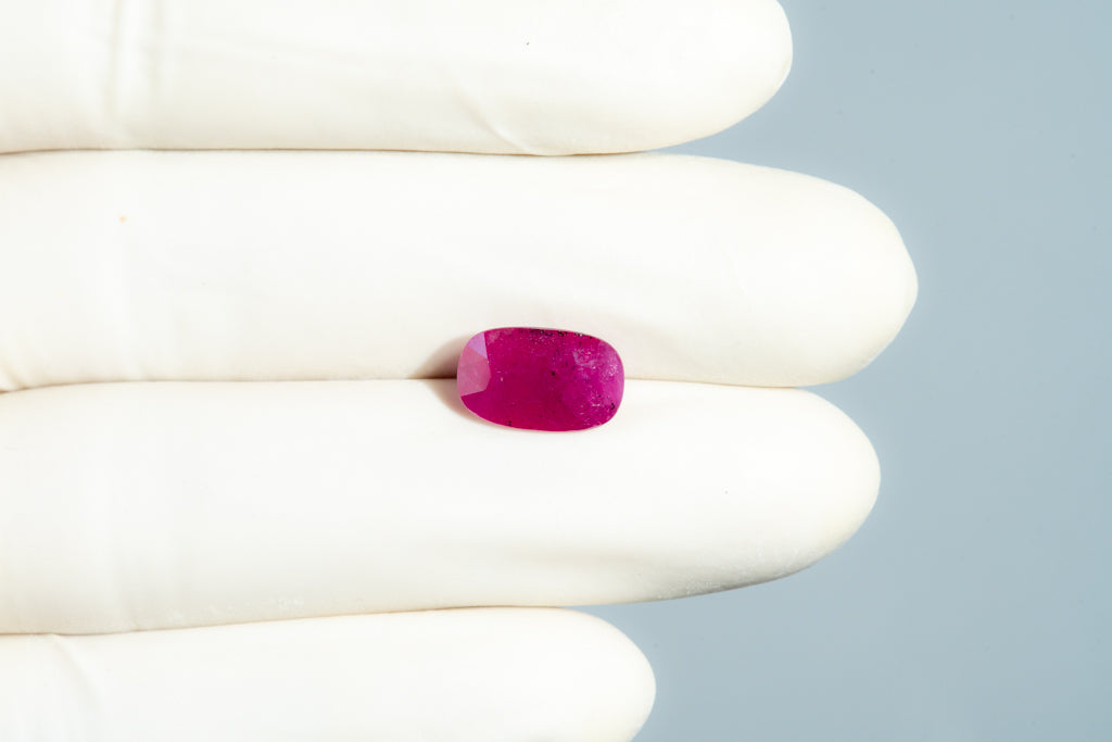 Mozambique Ruby (Manik) 5.86 Carats / 6.44 Ratti