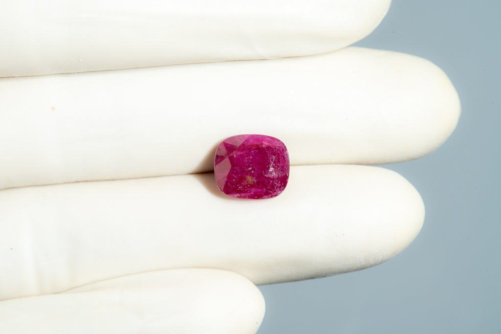 Madagascar Ruby (Manik) 6.48 Carats / 7.12 Ratti