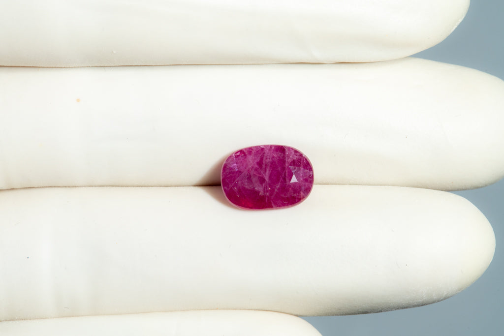 Madagascar Ruby (Manik) 4.89 Carats / 5.27 Ratti