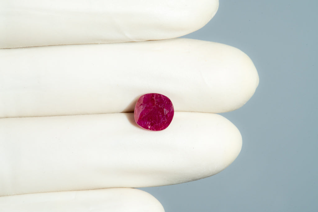Mozambique Ruby (Manik) 3.95 Carats / 4.34 Ratti