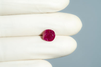 Mozambique Ruby (Manik) 3.95 Carats / 4.34 Ratti