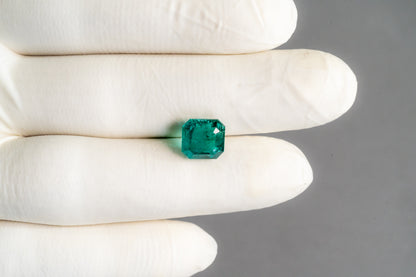 Zambian Emerald (Panna) 4.71 Carats / 5.18 Ratti