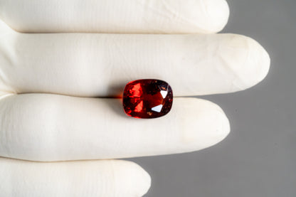 Sri-Lankan Hessonite (Gomed) 14.60 Carats / 16.04 Ratti