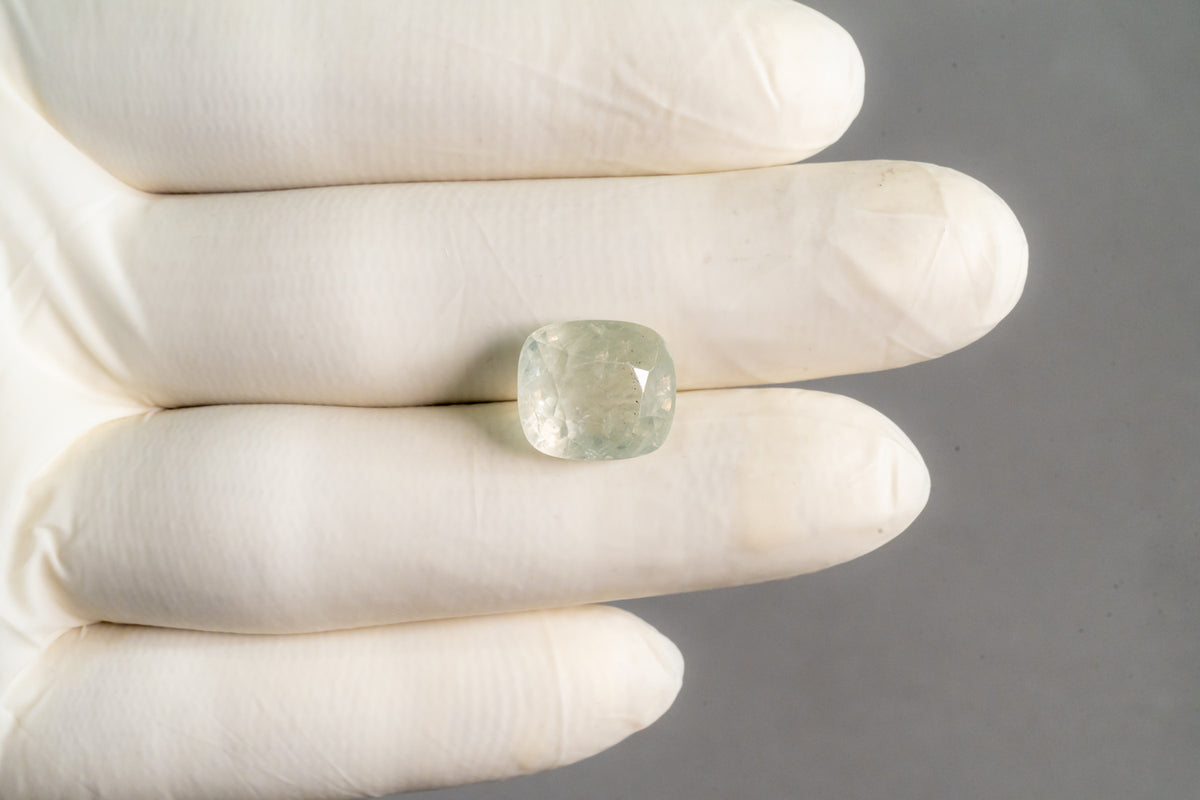 Natural Yellow Sapphire 13.36 Carats / 14.68 Ratti