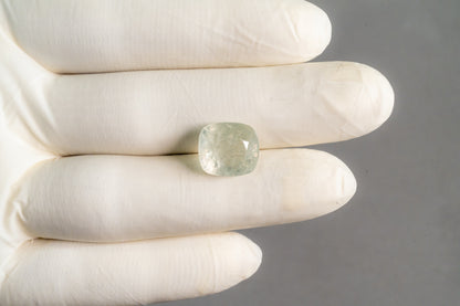 Natural Yellow Sapphire 13.36 Carats / 14.68 Ratti