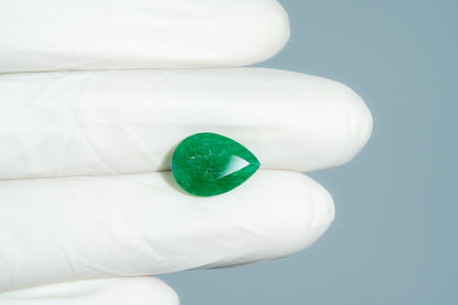 Zambian Emerald (Panna) 6.32 Carats / 6.95 Ratti