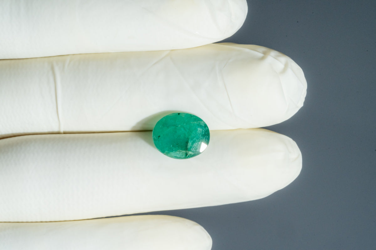 Zambian Emerald (Panna) 4.98 Carats / 5.47 Ratti