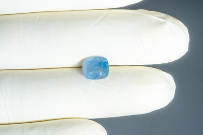 Natural Blue Sapphire 4.34 Carats / 4.77 Ratti