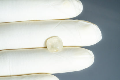 Natural Yellow Sapphire 5.59 Carats / 6.14 Ratti